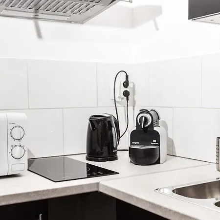 Budget Near Paris Apartment *